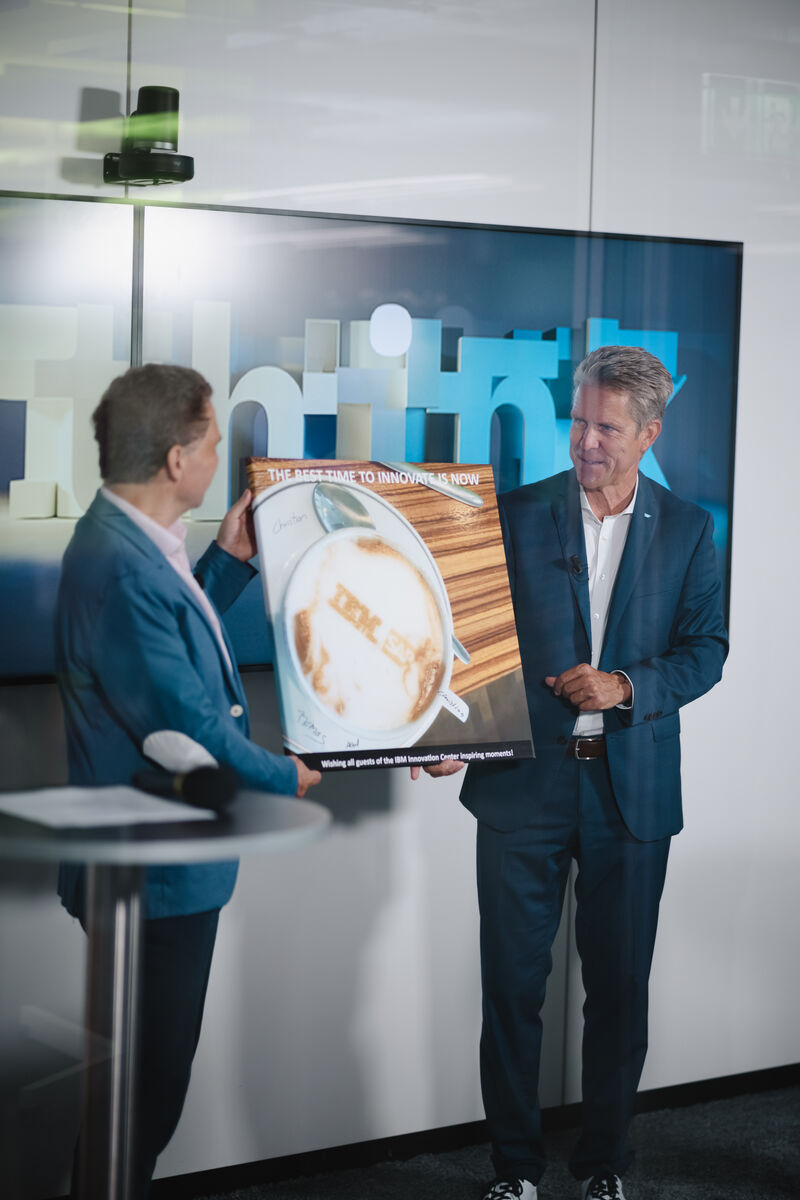 Award-Übergabe auf dem Firmen-Event